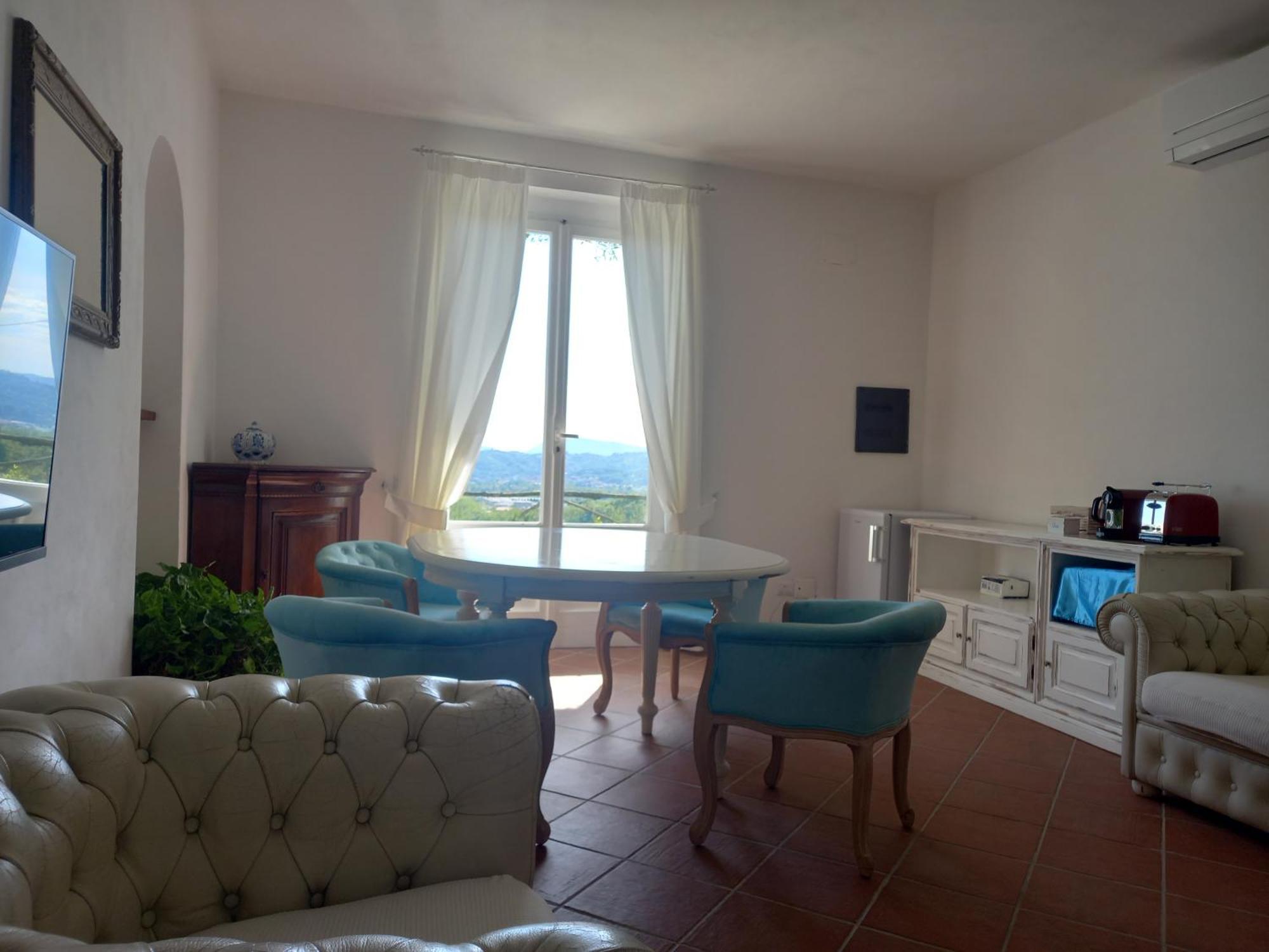 Hotel Il Colle Della Brina Sarzana Esterno foto