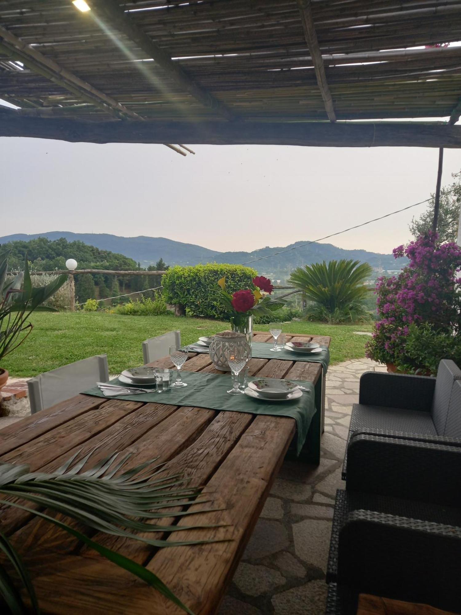 Hotel Il Colle Della Brina Sarzana Esterno foto
